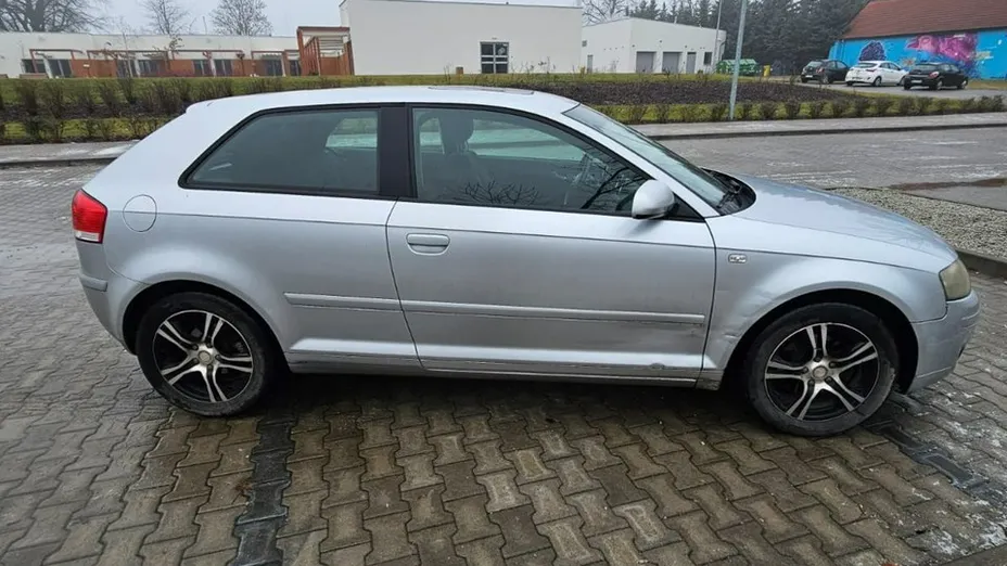 AUDI A3 -