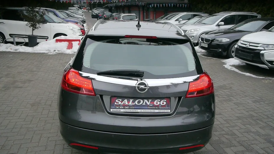 OPEL Insignia -