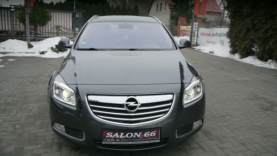 OPEL Insignia -