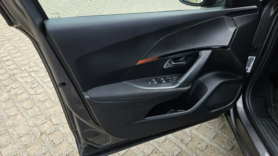 PEUGEOT 2008 -