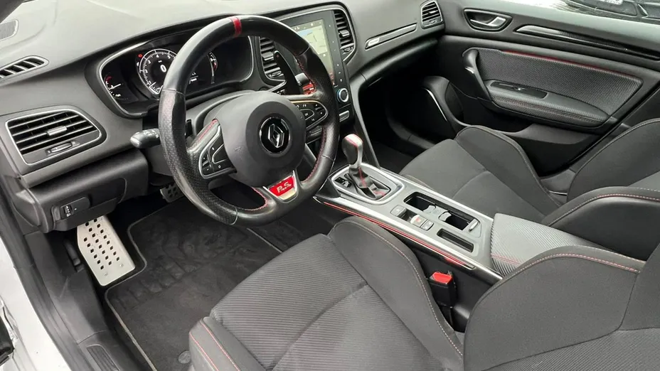 RENAULT Megane -