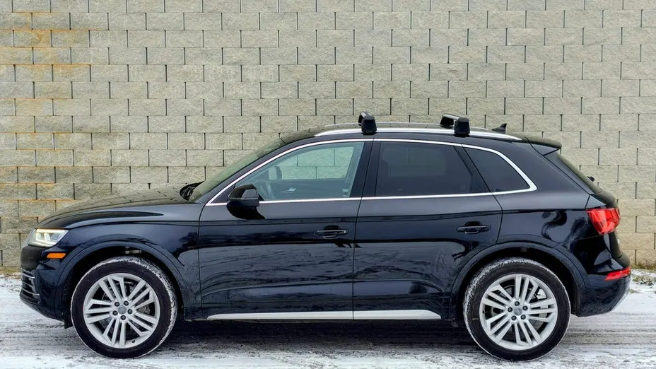AUDI Q5 -