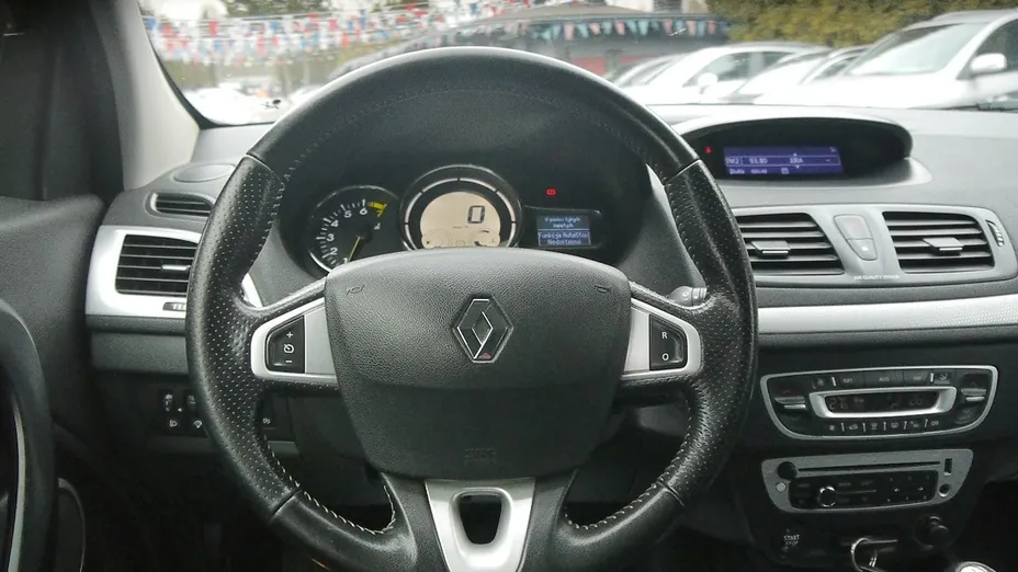 RENAULT Megane -