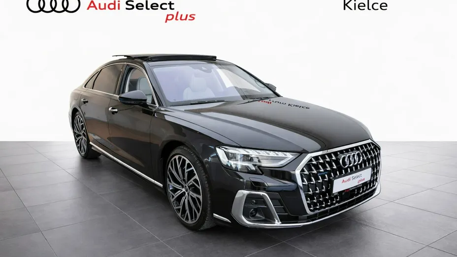 AUDI A8 -
