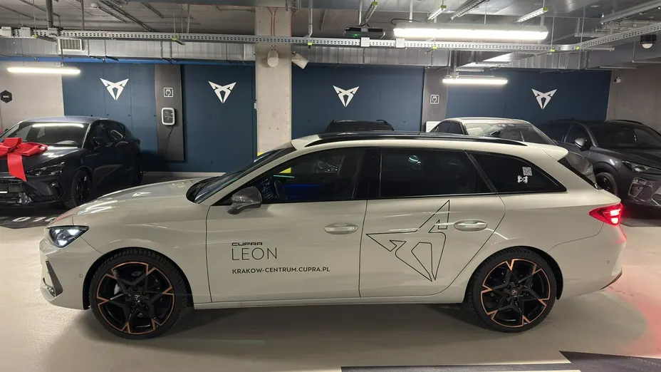 CUPRA Leon Sportstourer -