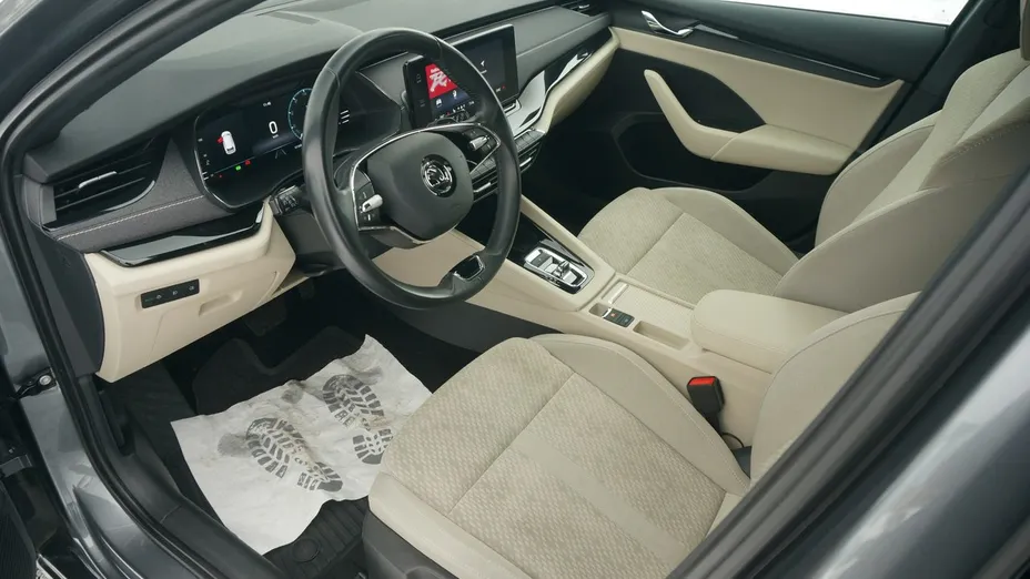SKODA Octavia -
