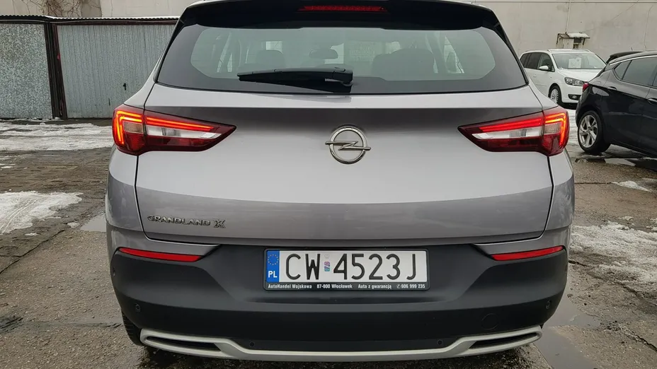 OPEL Grandland X -