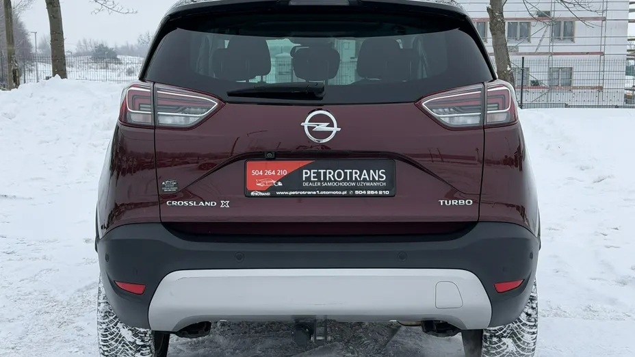 OPEL Crossland X -