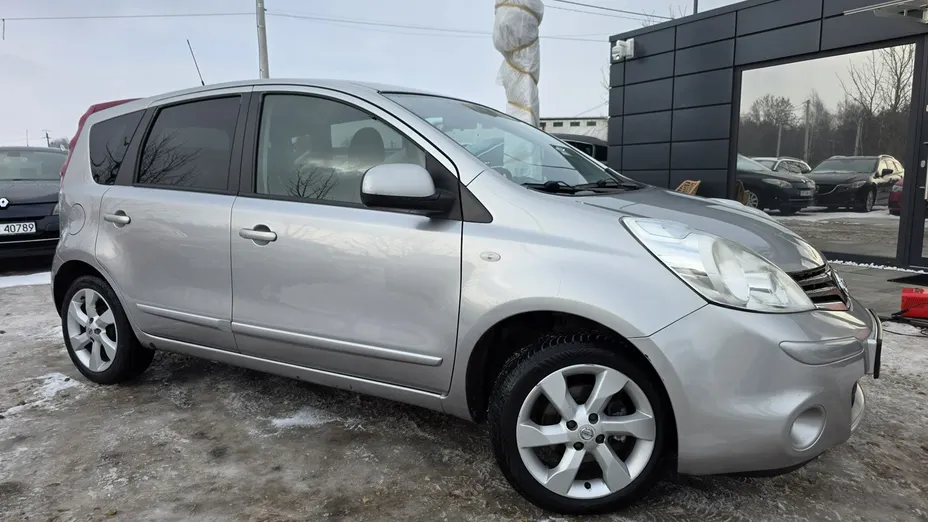 NISSAN Note -