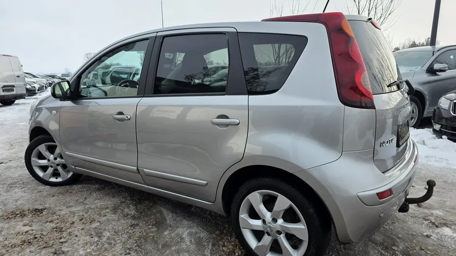 NISSAN Note -