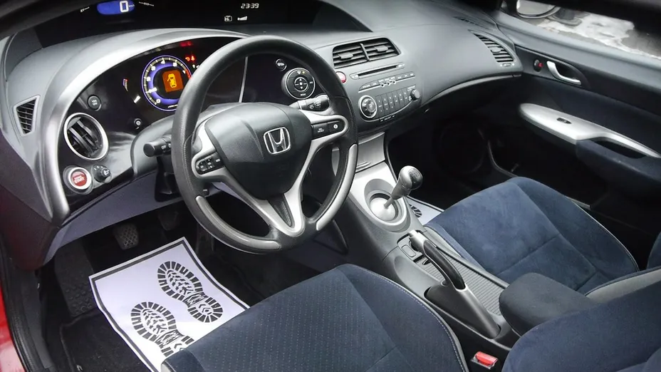 HONDA Civic -