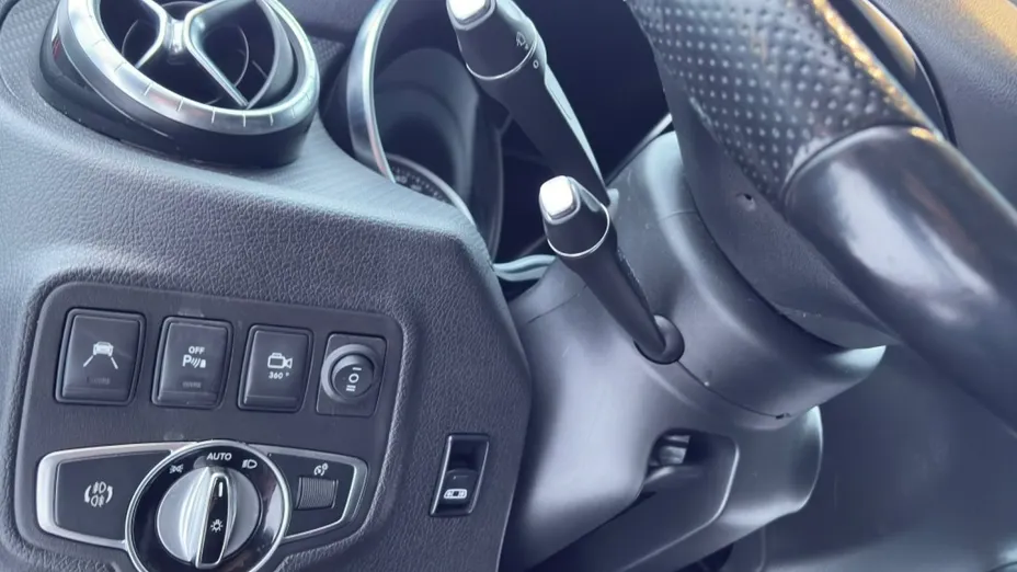 MERCEDES-BENZ Klasa X -