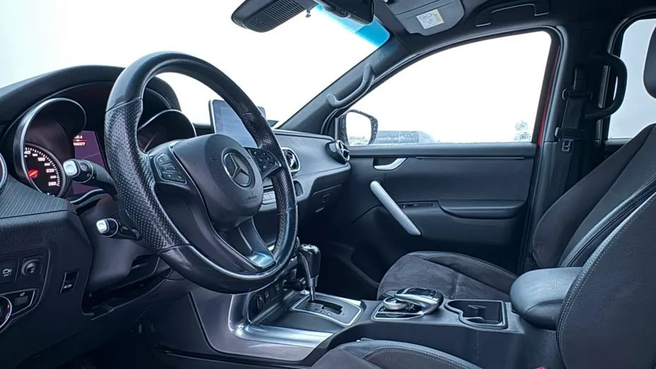 MERCEDES-BENZ Klasa X -