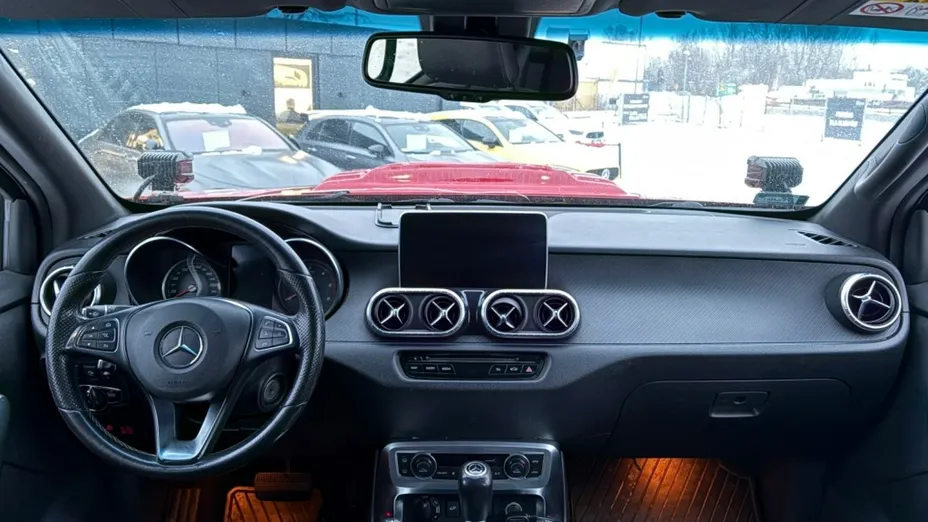 MERCEDES-BENZ Klasa X -