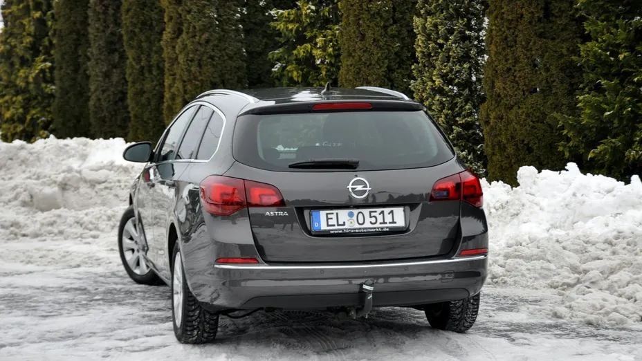OPEL Astra -