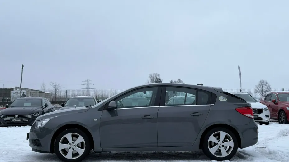 CHEVROLET Cruze -