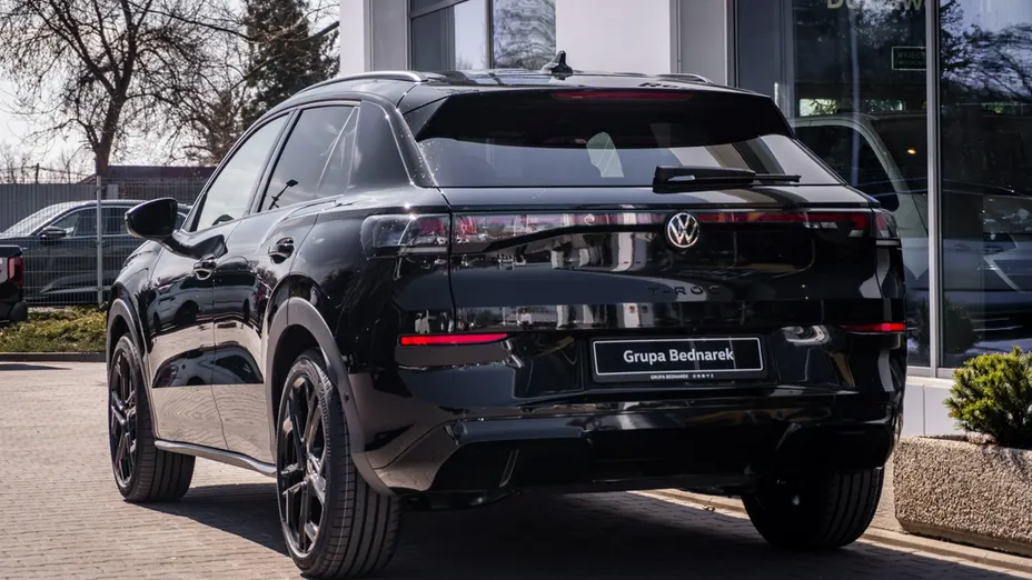VOLKSWAGEN T-ROC -