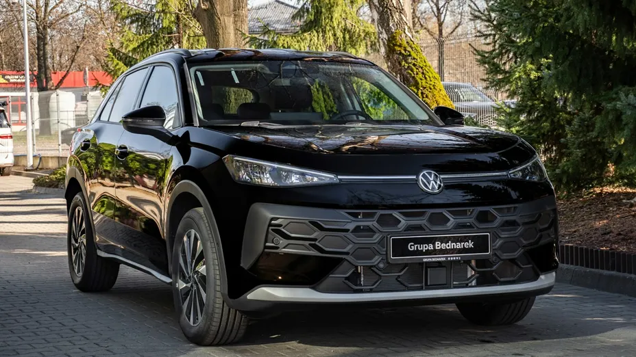 VOLKSWAGEN T-ROC -