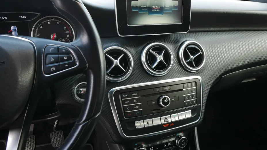 MERCEDES-BENZ A Klasa -