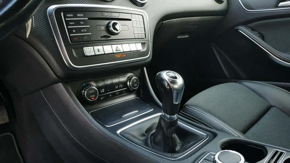 MERCEDES-BENZ A Klasa -