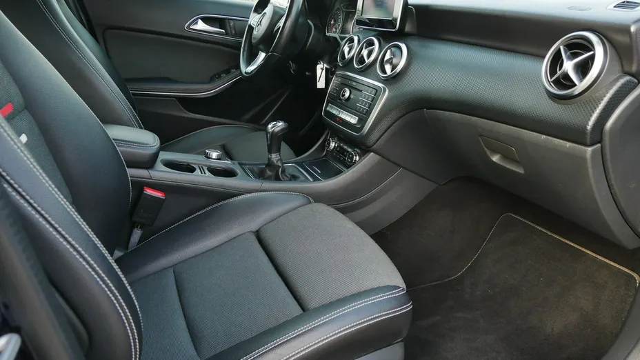 MERCEDES-BENZ A Klasa -