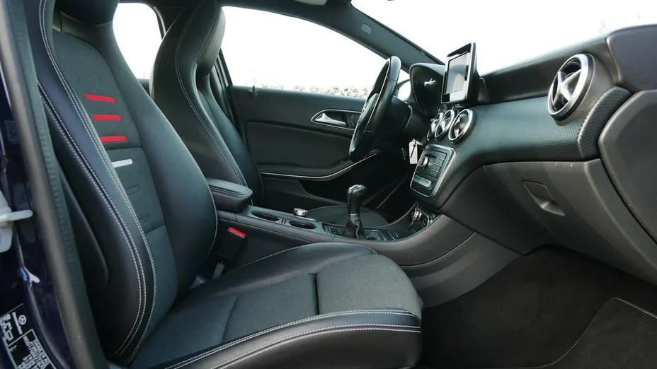 MERCEDES-BENZ A Klasa -