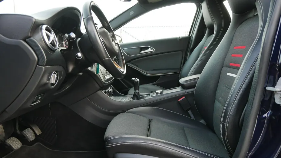 MERCEDES-BENZ A Klasa -