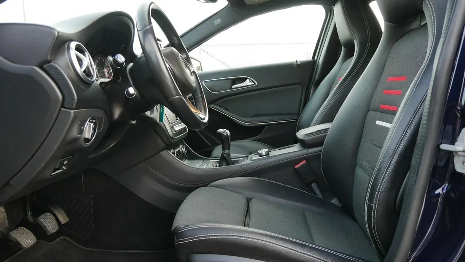 MERCEDES-BENZ A Klasa -