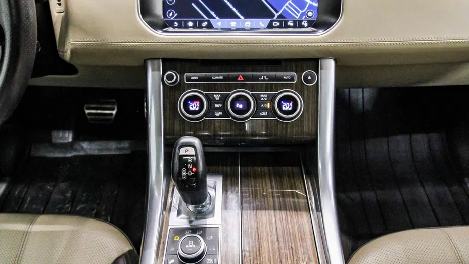 LAND ROVER Range Rover Sport -
