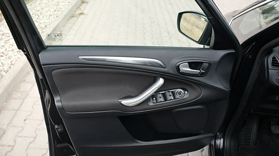 FORD S-MAX -