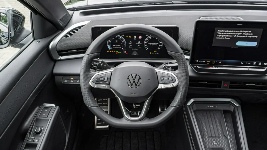 VOLKSWAGEN T-ROC -
