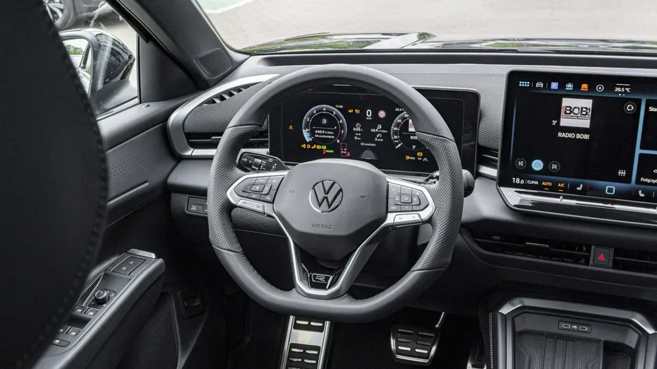 VOLKSWAGEN T-ROC -