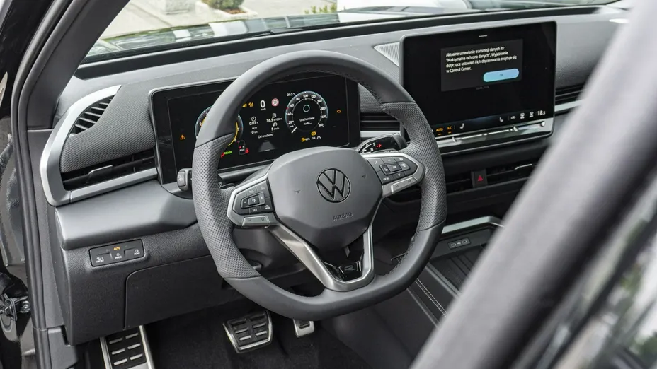 VOLKSWAGEN T-ROC -