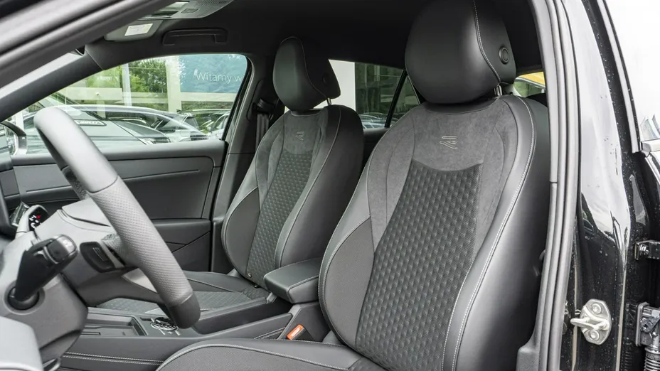VOLKSWAGEN T-ROC -