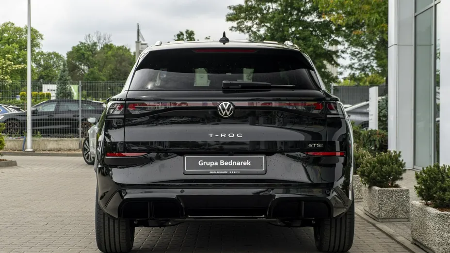 VOLKSWAGEN T-ROC -