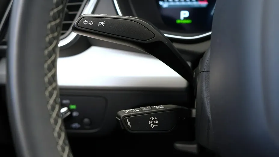 AUDI Q5 Q5 45 TFSI mHEV Quattro S Line S tronic