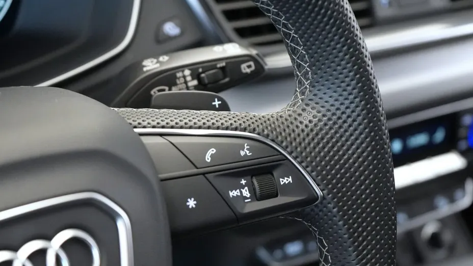 AUDI Q5 Q5 45 TFSI mHEV Quattro S Line S tronic