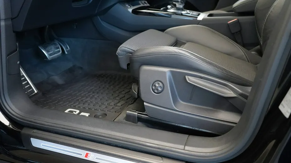 AUDI Q5 Q5 45 TFSI mHEV Quattro S Line S tronic