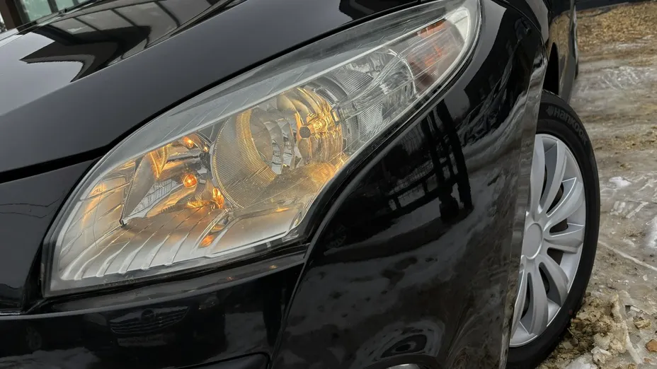 RENAULT Megane -