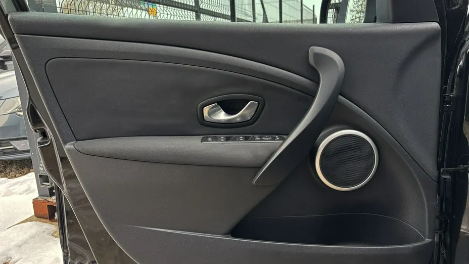 RENAULT Megane -