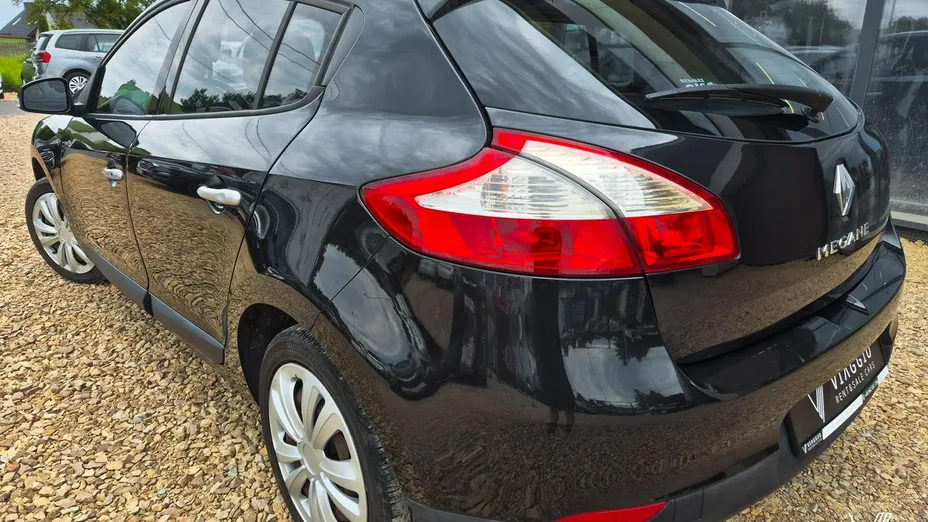 RENAULT Megane -