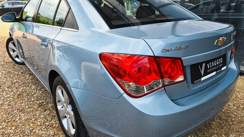 CHEVROLET Cruze -