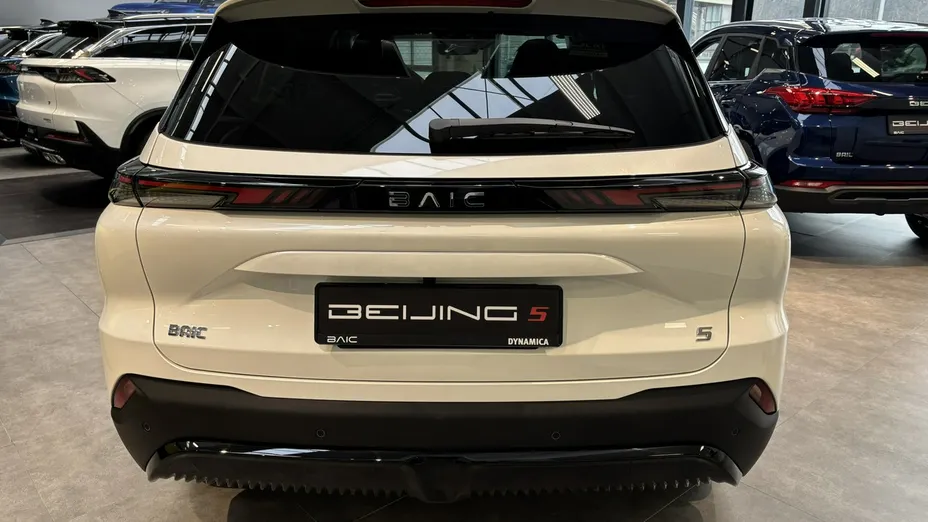 BAIC Beijing 5 -