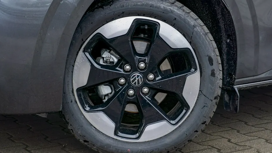 VOLKSWAGEN Caravelle -