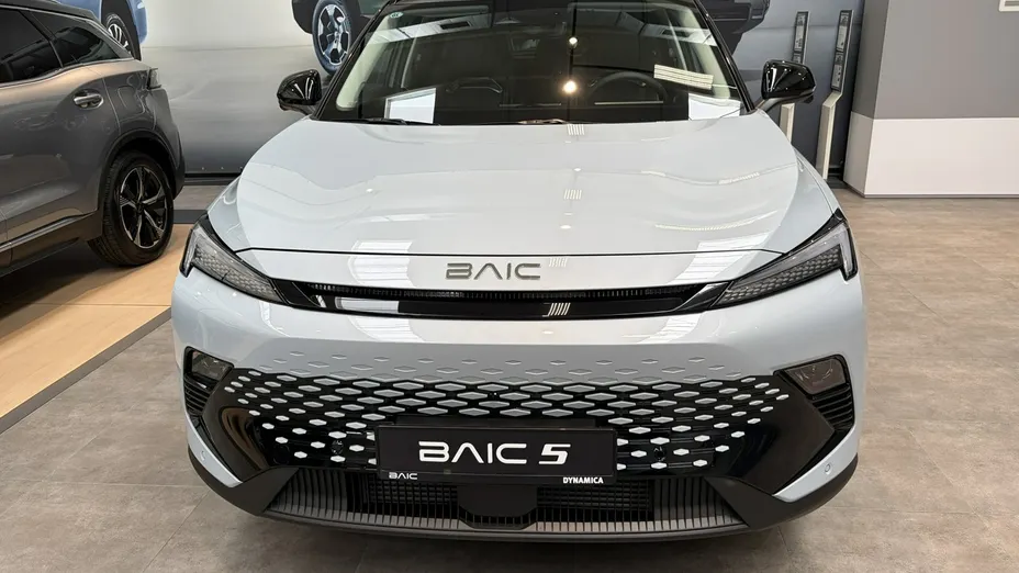 BAIC Beijing 5 -