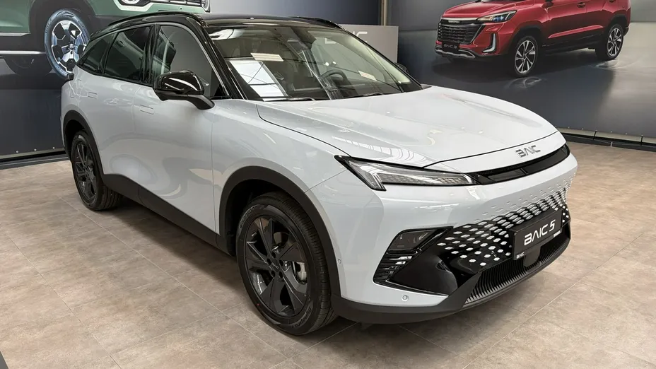 BAIC Beijing 5 -