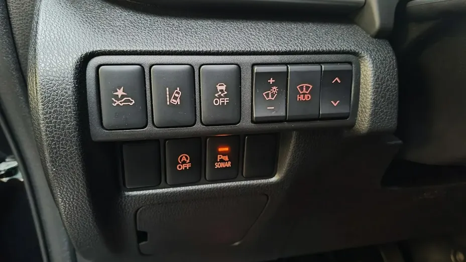 MITSUBISHI Eclipse Cross -