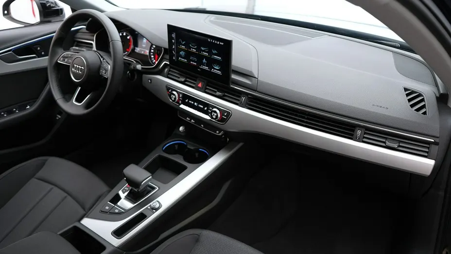 AUDI A4 A4 35 TFSI mHEV S Line S tronic