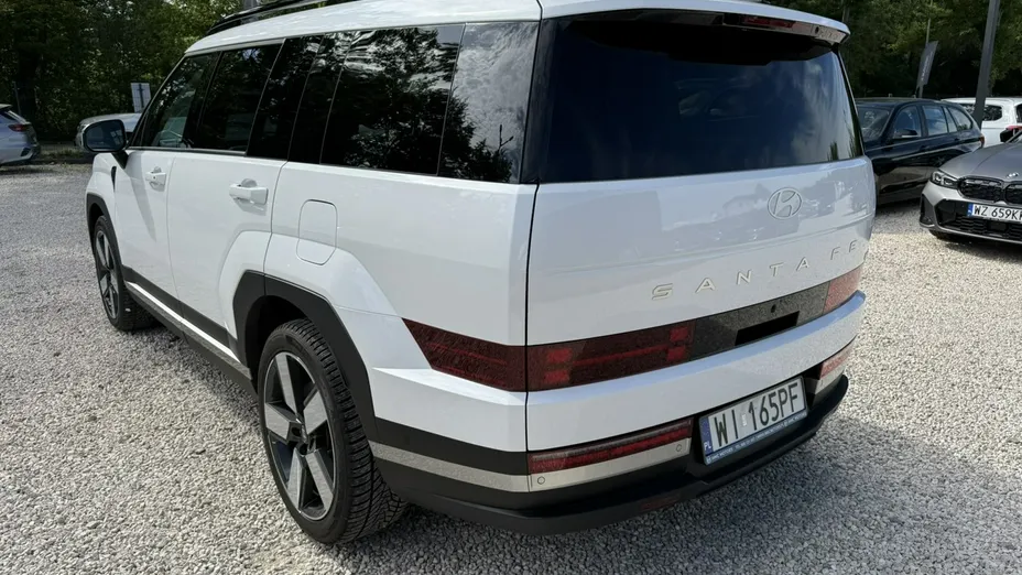HYUNDAI Santa Fe -