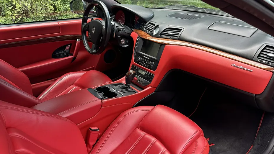 MASERATI Granturismo -